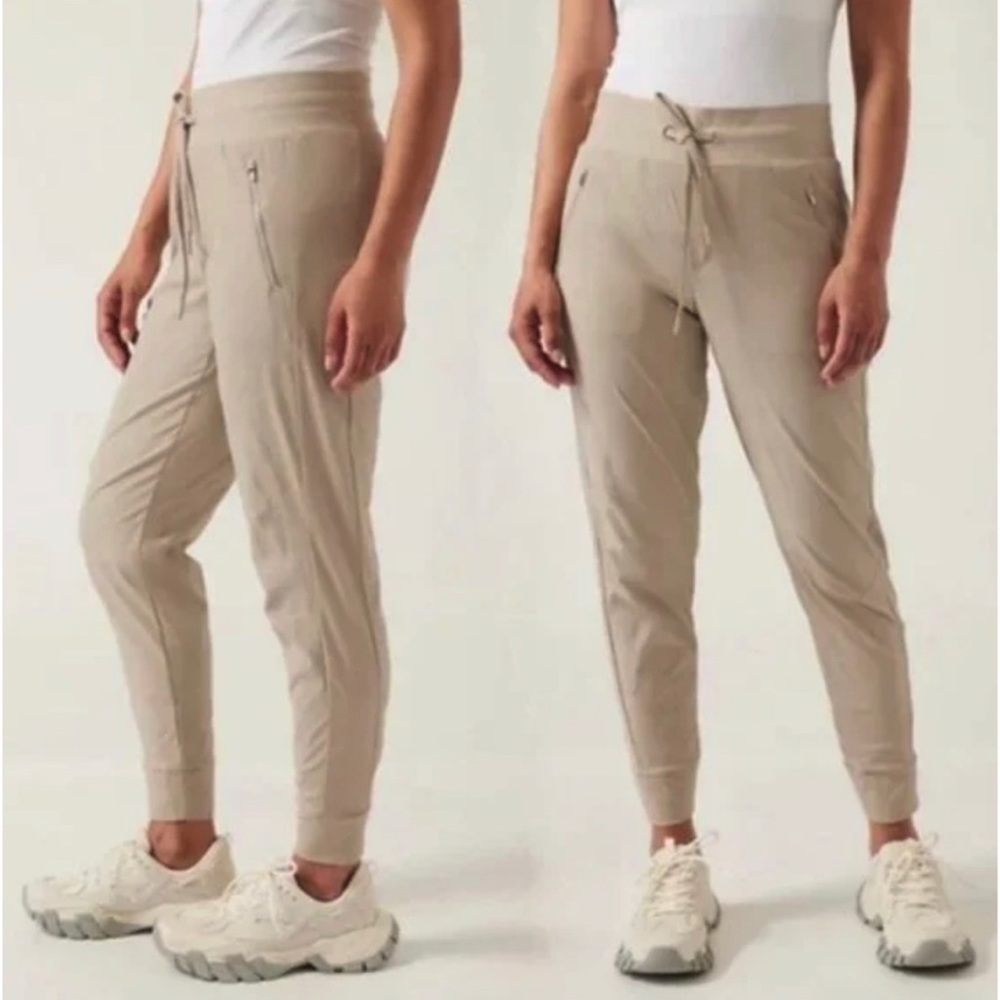 NWT Athleta Trekkie North Jogger